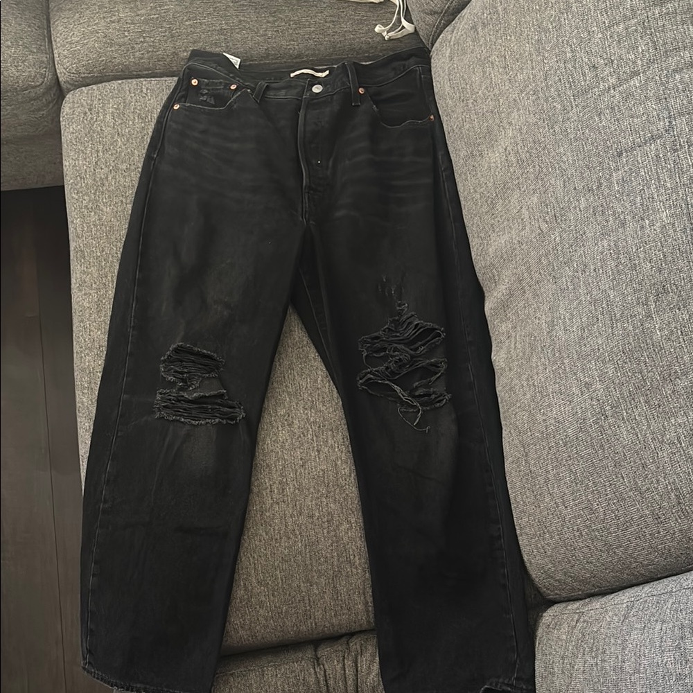 Women’s Black ribcage straight ankle Levi jeans